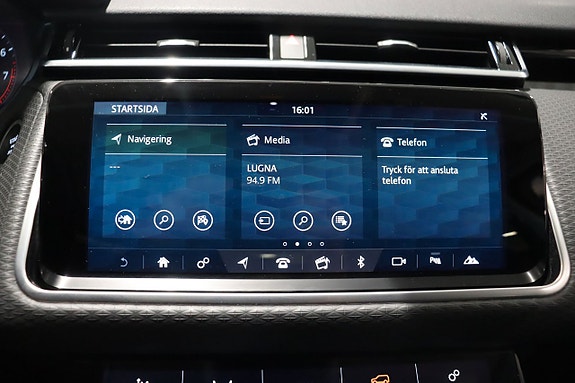 Land Rover Range Rover Velar 18 of 20