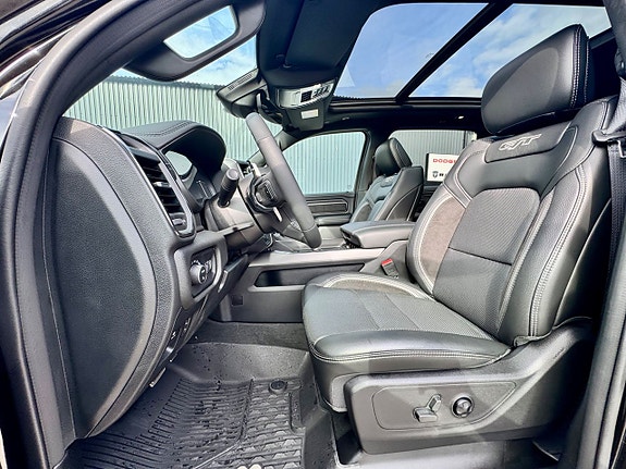 Dodge RAM 7 of 9