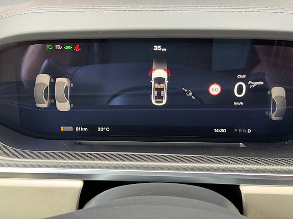 Tesla Model X 20 of 28