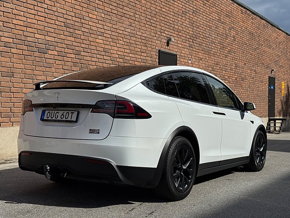 Tesla Model X 5 of 28