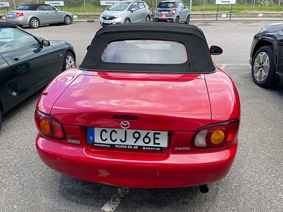 Mazda MX-5 6 of 18
