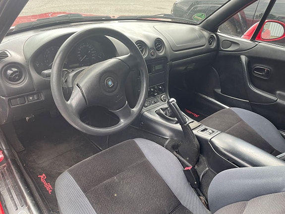 Mazda MX-5 12 of 18
