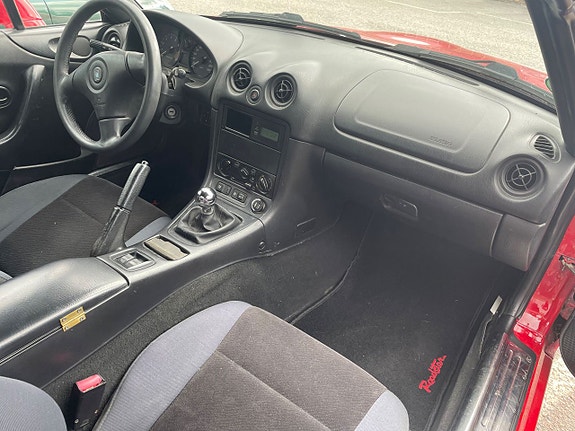 Mazda MX-5 14 of 18