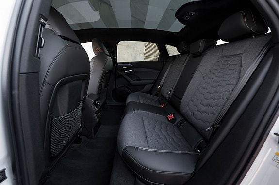 Audi A6 e-tron 9 of 10