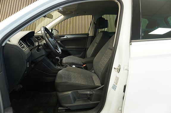 Volkswagen Tiguan 10 of 14