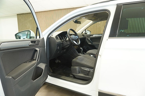 Volkswagen Tiguan 9 of 14