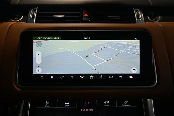 Land Rover Range Rover Sport 20 of 27