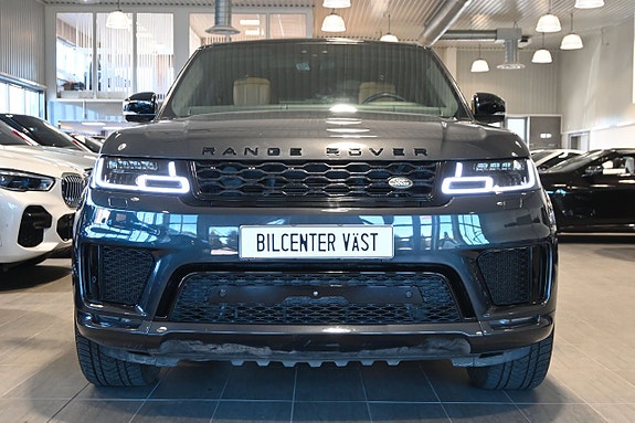 Land Rover Range Rover Sport 5 of 5