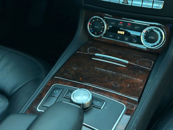 Mercedes-Benz CLS350 19 of 20