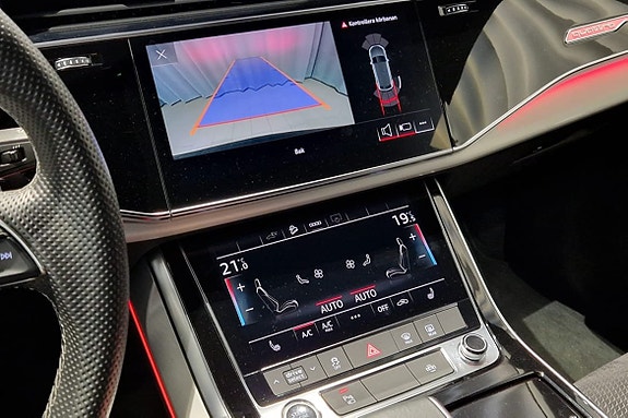 Audi Q8 17 of 22