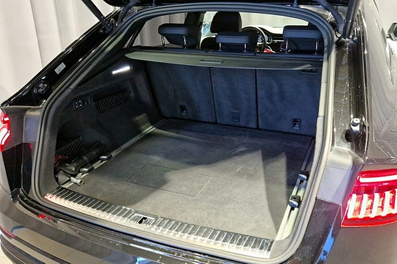 Audi Q8 9 of 22