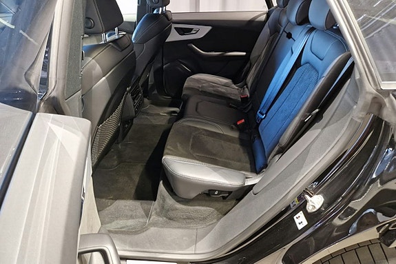 Audi Q8 21 of 22