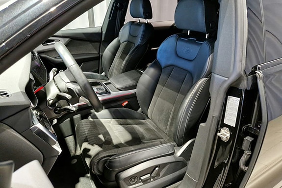 Audi Q8 11 of 22