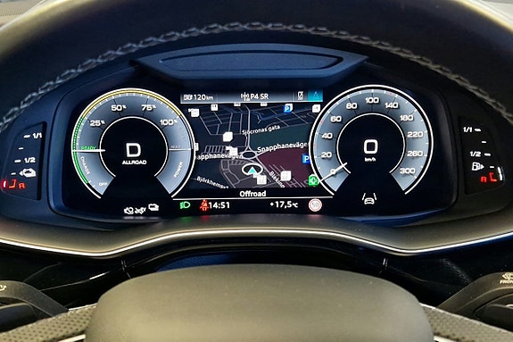 Audi Q8 15 of 22
