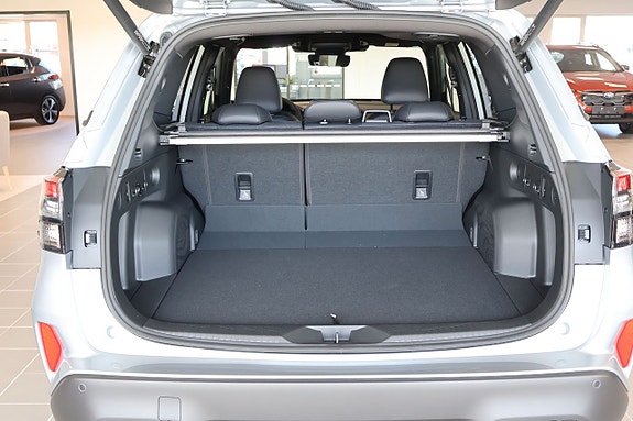 Subaru Forester 5 of 5