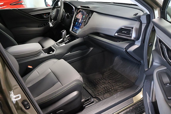 Subaru Outback 3 of 5