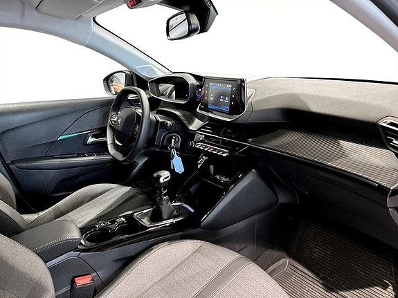 Peugeot 208 13 of 17