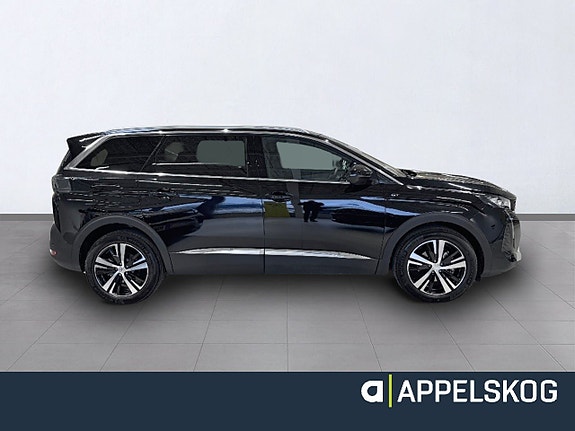 Peugeot 5008 4 of 5