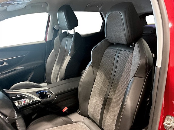 Peugeot 3008 7 of 18