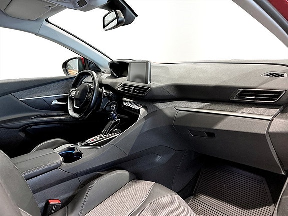 Peugeot 3008 13 of 18