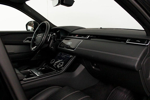 Land Rover Range Rover Velar 24 of 28