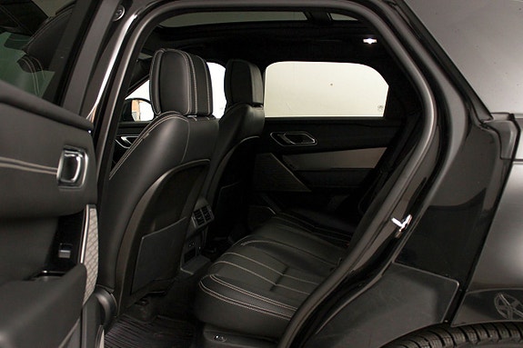Land Rover Range Rover Velar 23 of 28