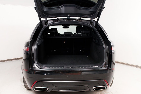 Land Rover Range Rover Velar 13 of 28