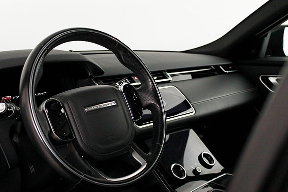 Land Rover Range Rover Velar 19 of 28