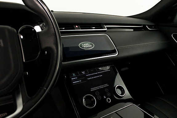 Land Rover Range Rover Velar 21 of 28