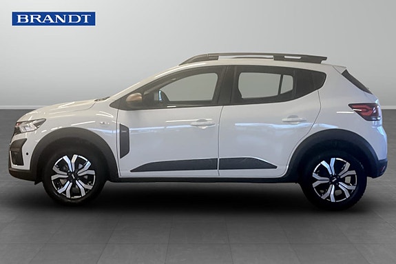 Dacia Sandero Stepway 3 of 5