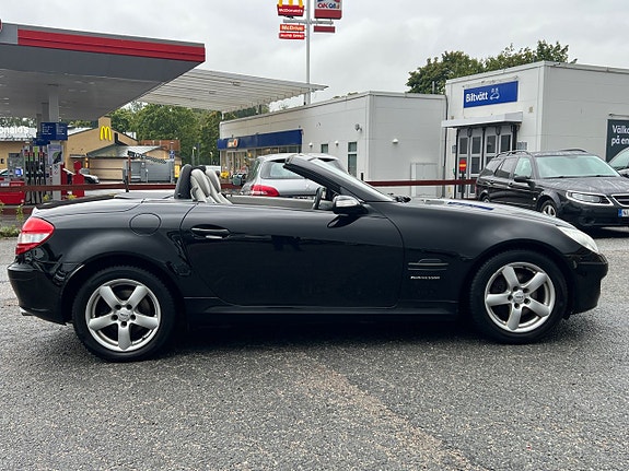 Mercedes-Benz SLK200 6 of 23