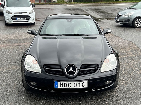 Mercedes-Benz SLK200 22 of 23