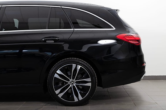 Mercedes-Benz C220 6 of 26