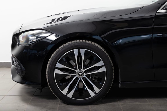 Mercedes-Benz C220 5 of 26