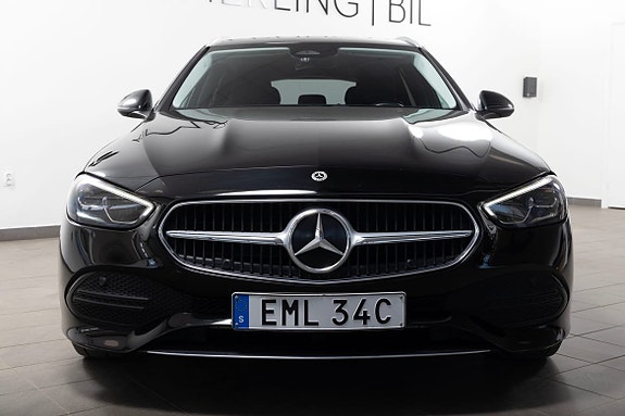Mercedes-Benz C220 9 of 26