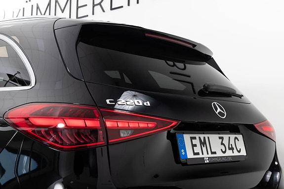 Mercedes-Benz C220 8 of 26