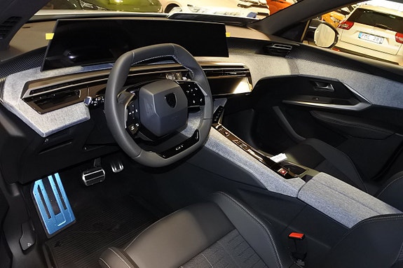 Peugeot 5008 7 of 11