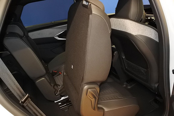 Peugeot 5008 11 of 11