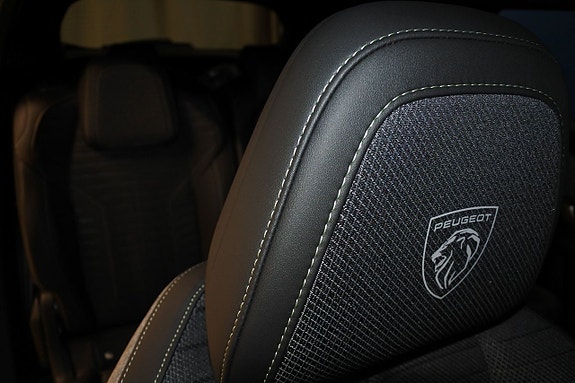 Peugeot 5008 8 of 11
