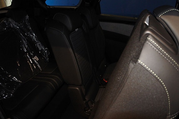 Peugeot 5008 9 of 11