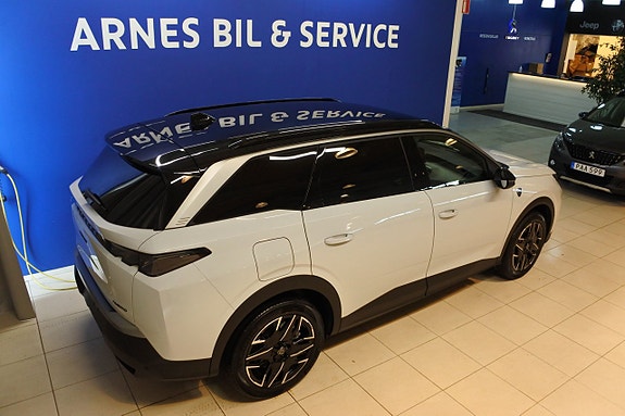 Peugeot 5008 4 of 5