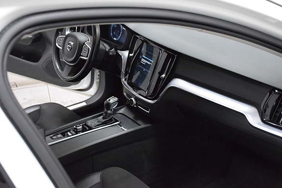 Volvo V60 20 of 23