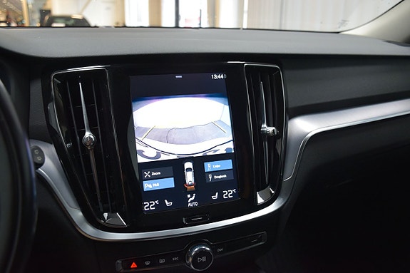 Volvo V60 4 of 23