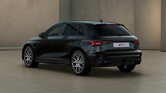 Audi RS3 2 of 5