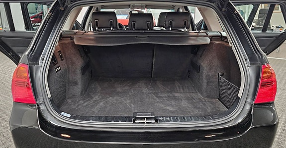 BMW 325i 13 of 26