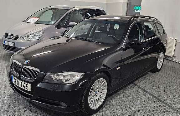 BMW 325i 19 of 26