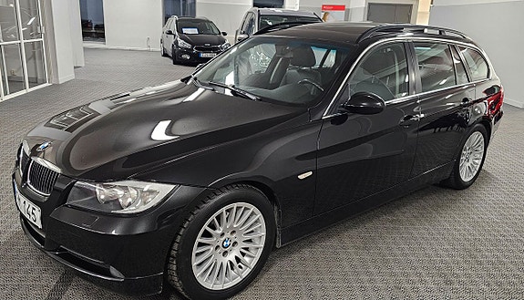 BMW 325i 6 of 26