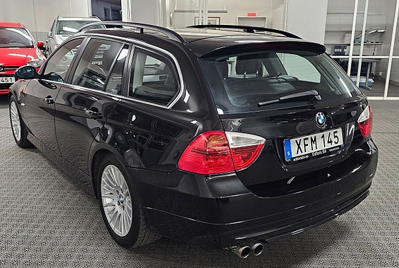 BMW 325i 5 of 5
