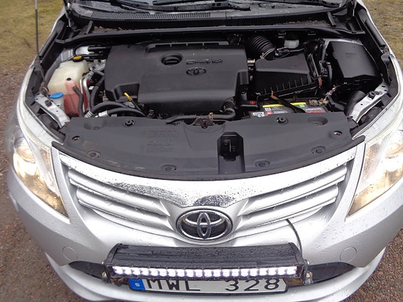 Toyota Avensis 19 of 30