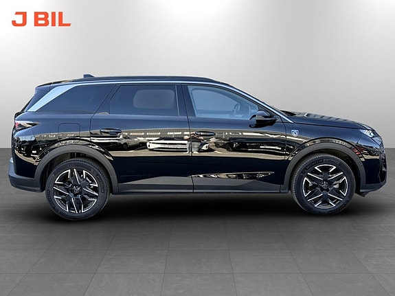 Peugeot 5008 3 of 5